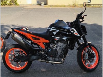KTM 890 DUKE GP – foto 3