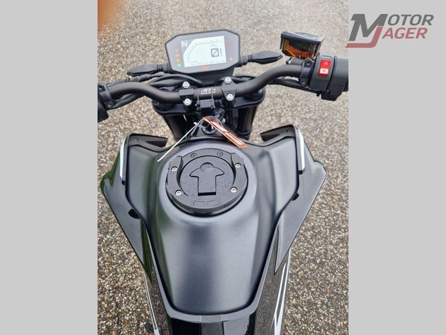 ktm - 890-duke-gp