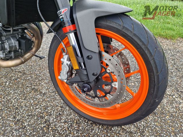 ktm - 890-duke-gp