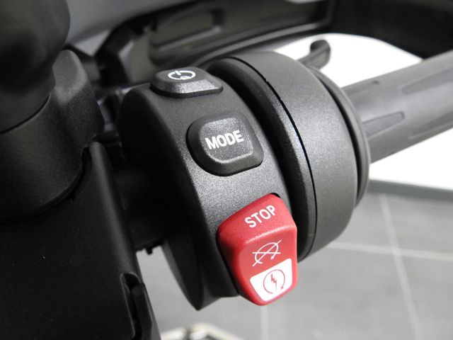 bmw - r-1300-gs