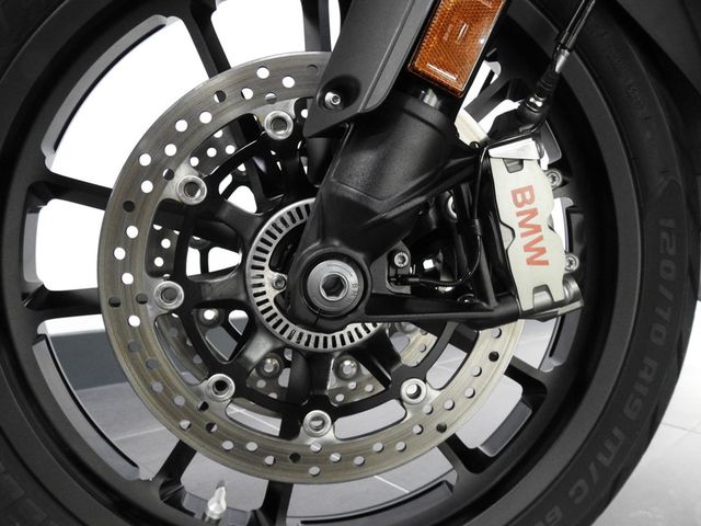 bmw - r-1300-gs