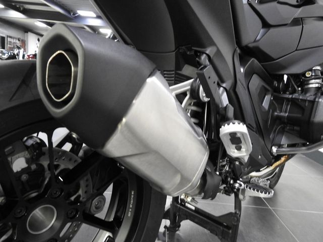 bmw - r-1300-gs