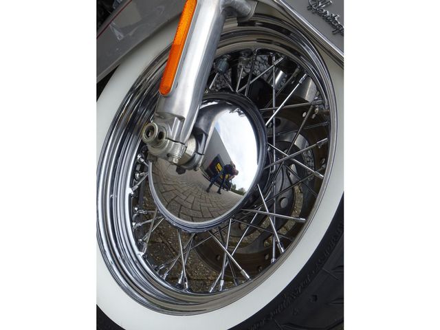 harley-davidson - heritage-softail-classic-flstc