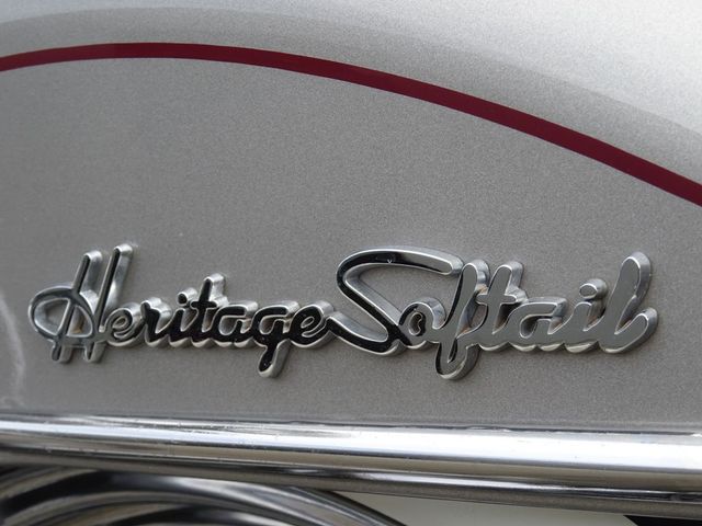 harley-davidson - heritage-softail-classic-flstc