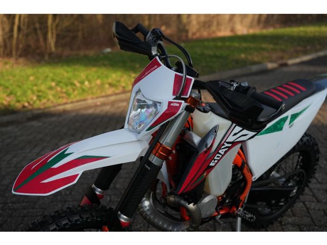 ktm - 300-exc-tpi-six-days