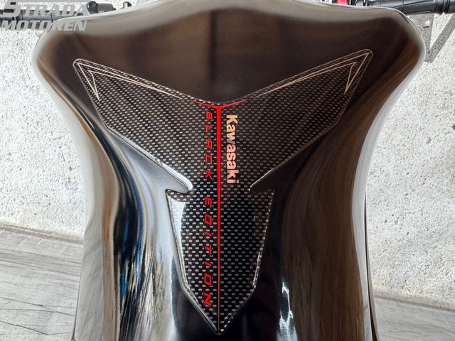 kawasaki - z1000-special-edition