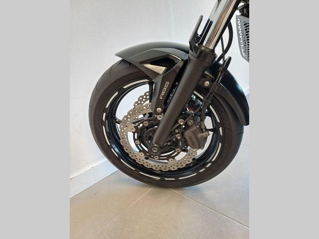 kawasaki - z650-abs