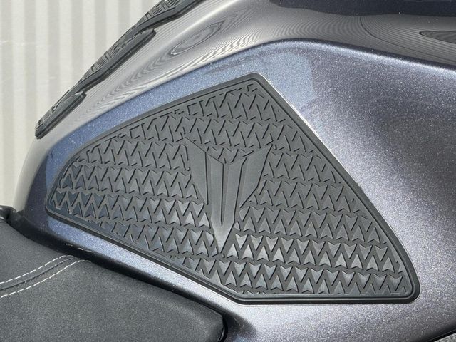 yamaha - mt-09-y-amt