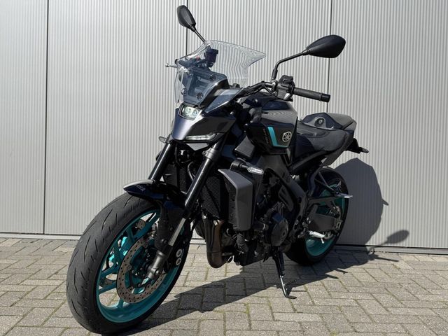 yamaha - mt-09-y-amt