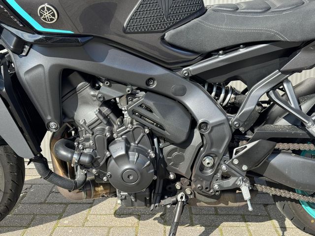 yamaha - mt-09-y-amt