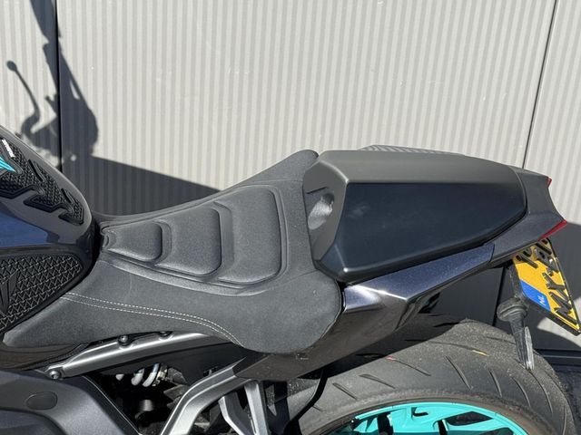 yamaha - mt-09-y-amt
