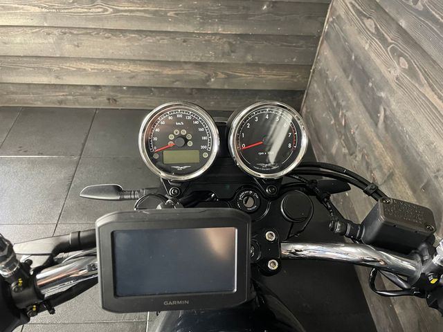 moto-guzzi - v-7-special