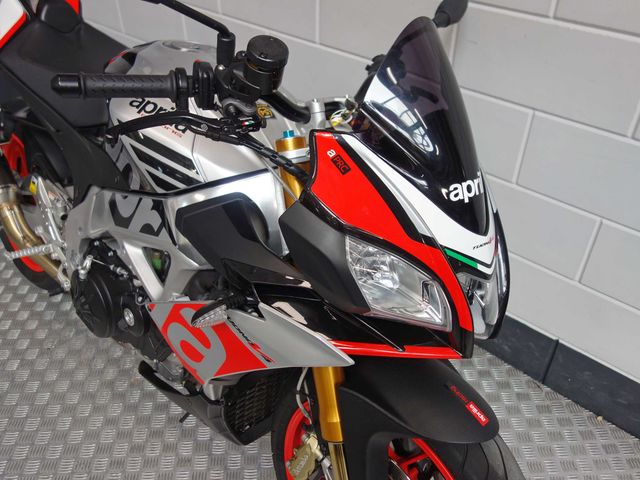 aprilia - tuono--v4-1100-factory