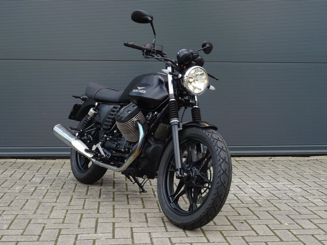 moto-guzzi - v-7-stone