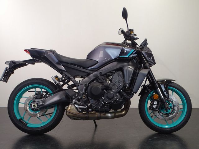 yamaha - mt-09-y-amt
