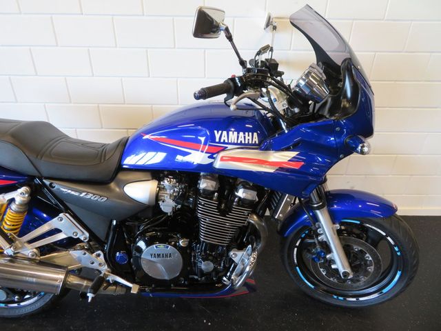 yamaha - xjr-1300-sp