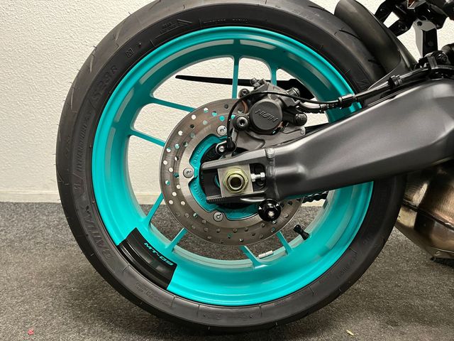 yamaha - mt-09-y-amt