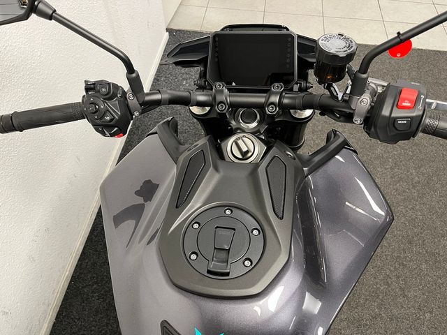 yamaha - mt-09-y-amt