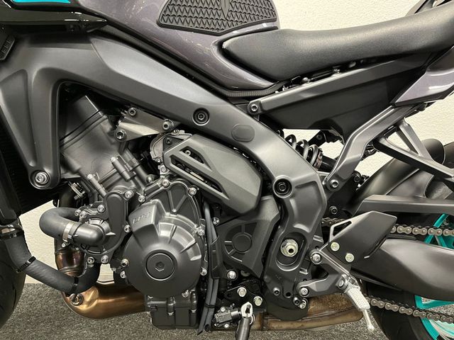 yamaha - mt-09-y-amt