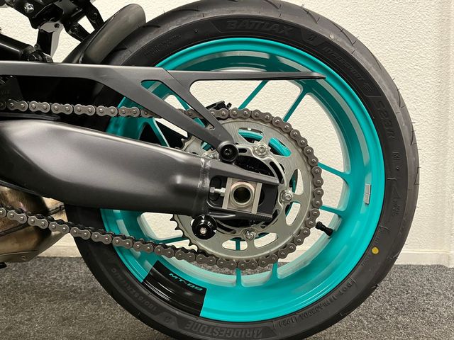 yamaha - mt-09-y-amt