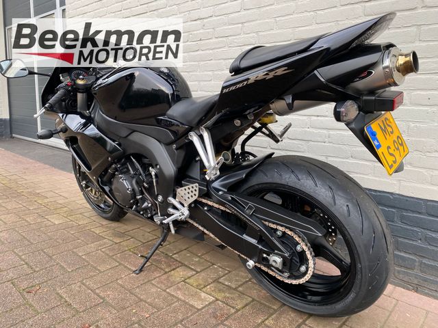 honda - cbr-1000-rr-fireblade