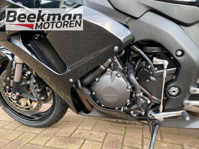 honda - cbr-1000-rr-fireblade