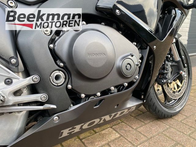 honda - cbr-1000-rr-fireblade