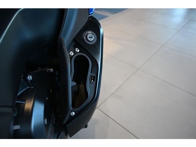 bmw - k-1600-gt