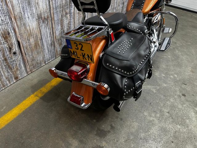 harley-davidson - heritage-softail-classic-flstc