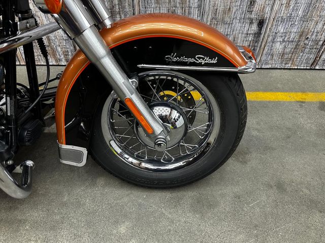 harley-davidson - heritage-softail-classic-flstc
