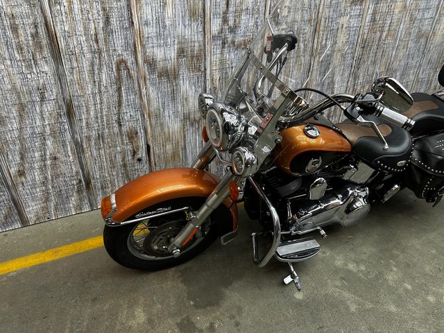 harley-davidson - heritage-softail-classic-flstc