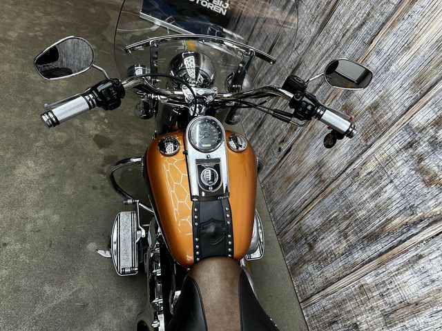 harley-davidson - heritage-softail-classic-flstc