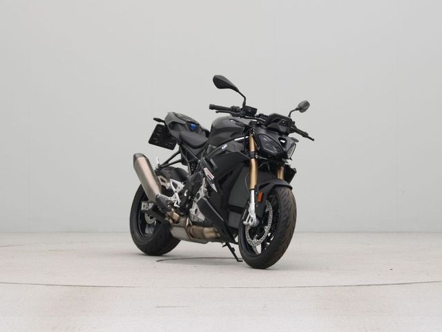 bmw - s-1000-r