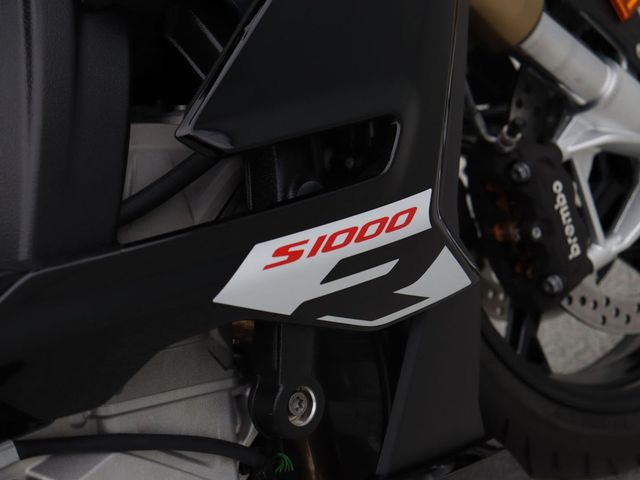 bmw - s-1000-r