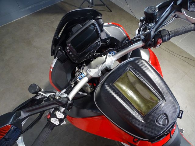 ducati - multistrada-1200-s-pikes-peak