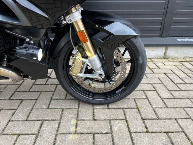 bmw - r-1250-rt