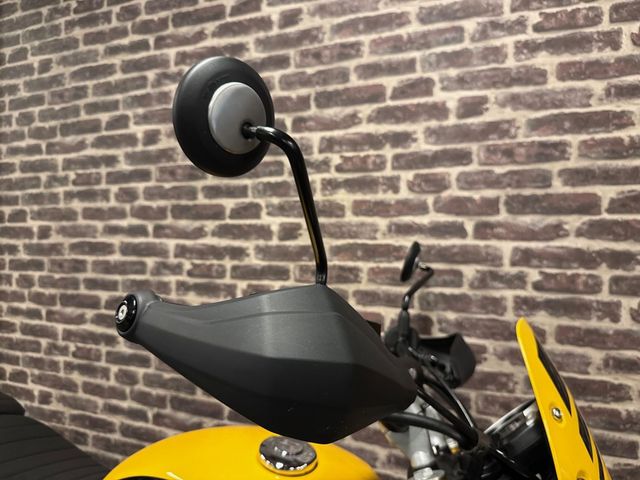 triumph - scrambler-400-xc