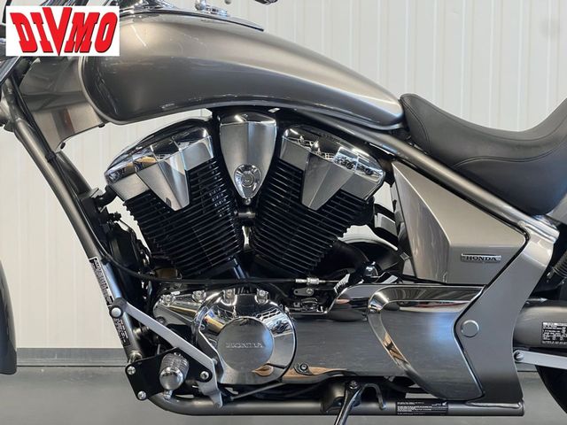 honda - vt-1300-cx-abs