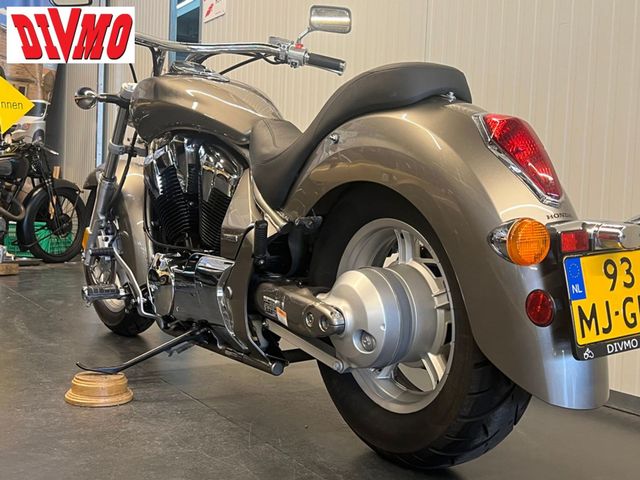 honda - vt-1300-cx-abs