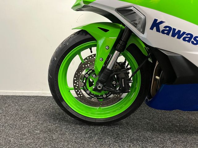 kawasaki - ninja-zx-4rr