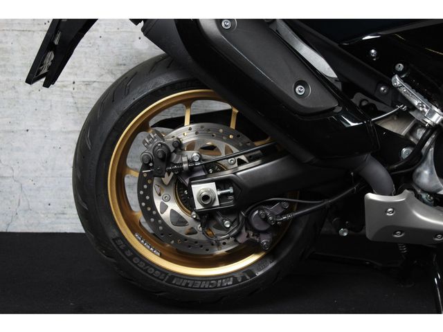 yamaha - tmax-tech-max-560