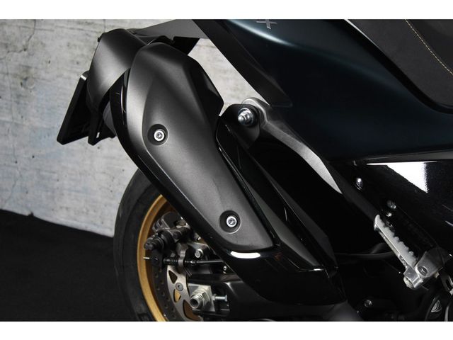 yamaha - tmax-tech-max-560