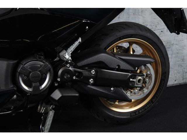 yamaha - tmax-tech-max-560
