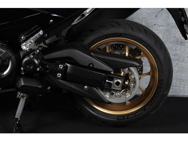 yamaha - tmax-tech-max-560