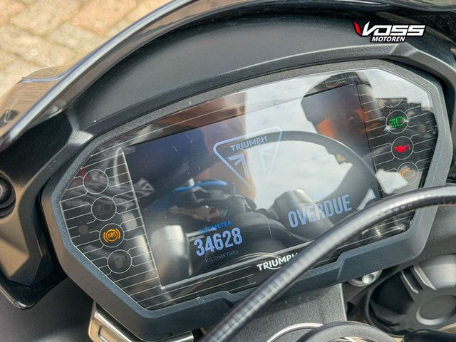 triumph - street-triple-rs