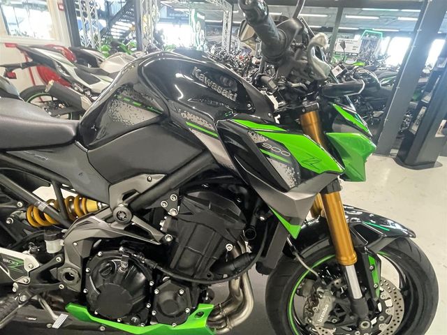 kawasaki - z900-se-performance