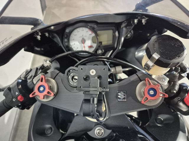 suzuki - gsx-r-600