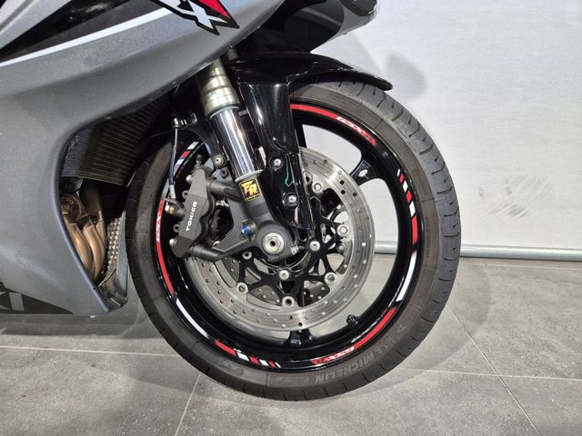 suzuki - gsx-r-600