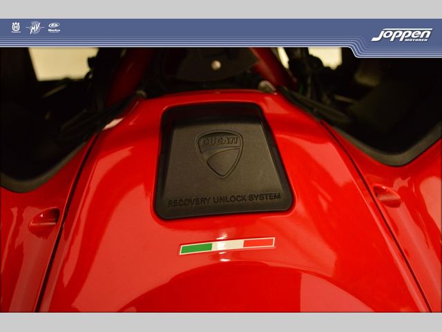 ducati - multistrada-1200-s-pikes-peak