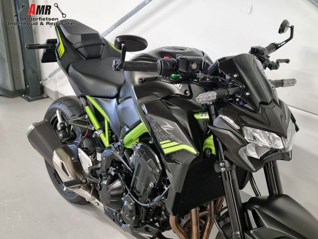 kawasaki - z900